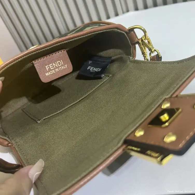 Affordable Baguette In Mini Green Bag Motif Fendi Canvas FF 0611
